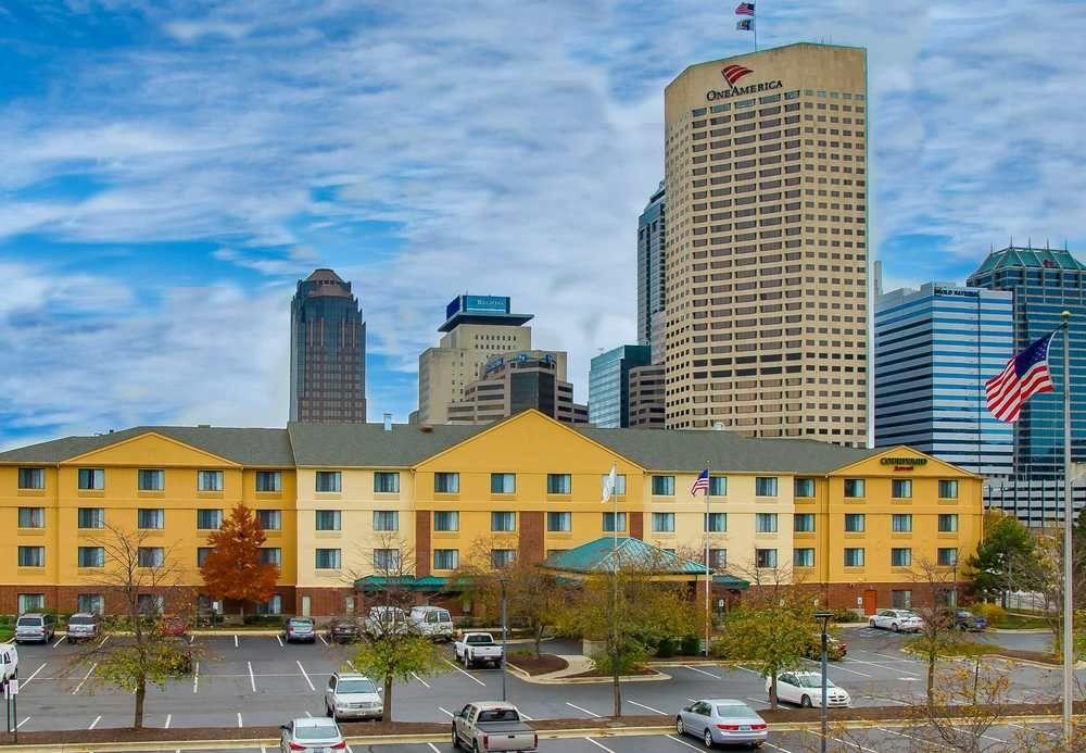 Courtyard Indianapolis At The Capitol 호텔 외부 사진