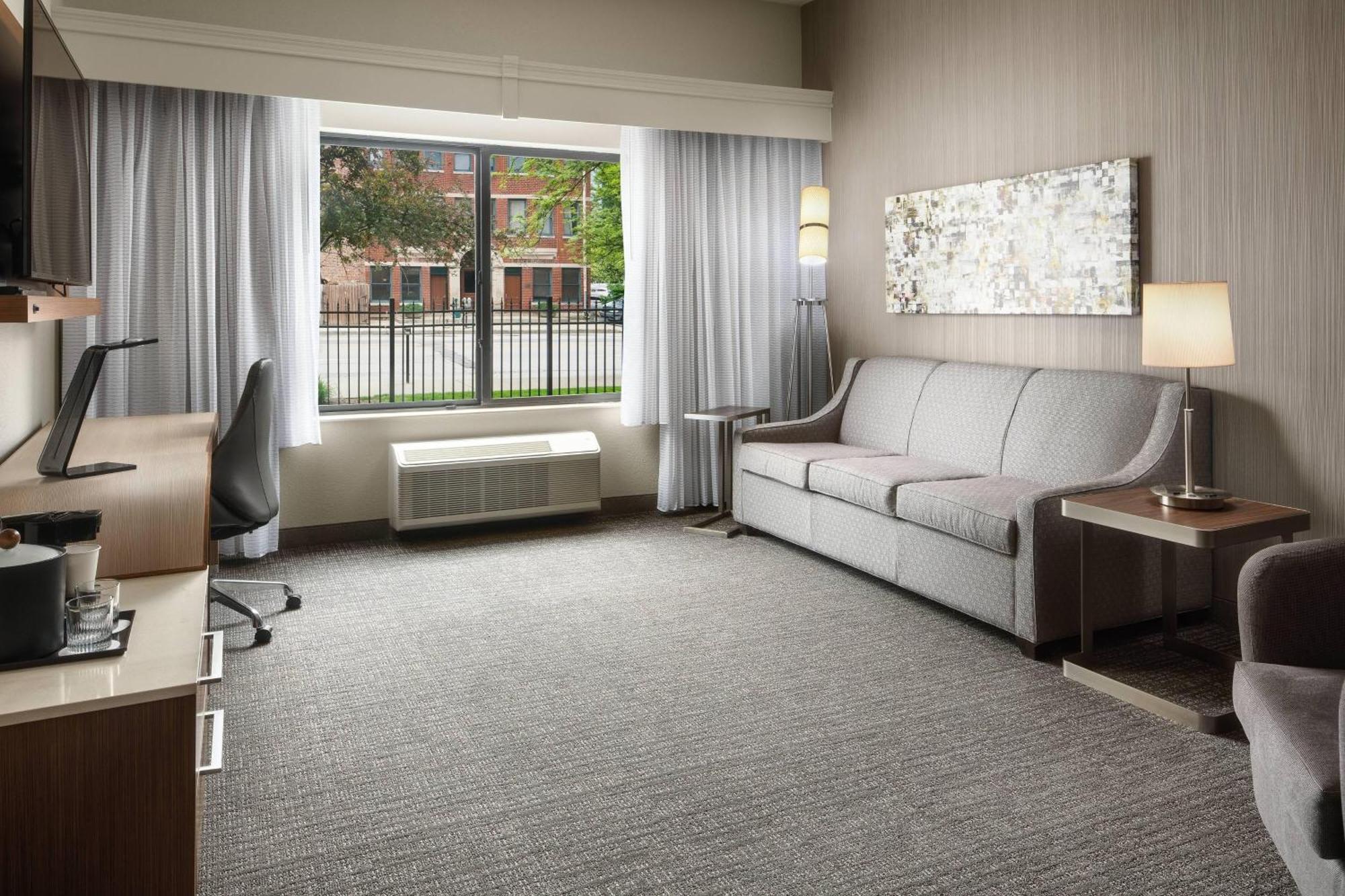 Courtyard Indianapolis At The Capitol 호텔 외부 사진
